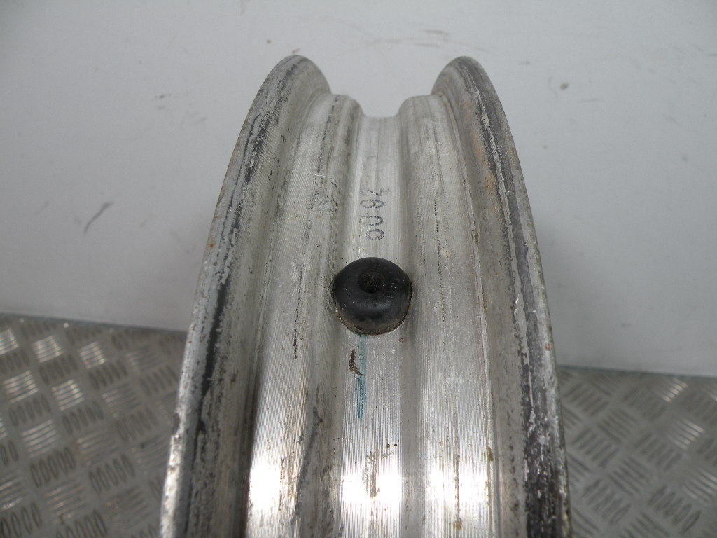 Jante avant SUZUKI 125 RG -1990-