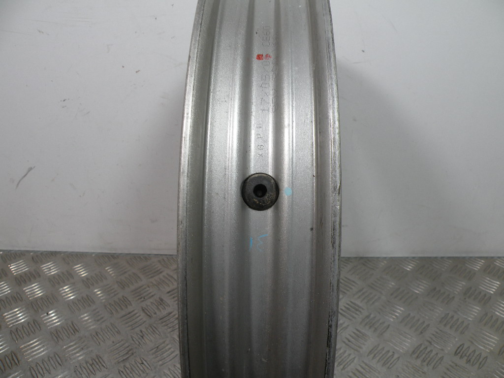 Jante avant HONDA 125 VARADERO -2005-