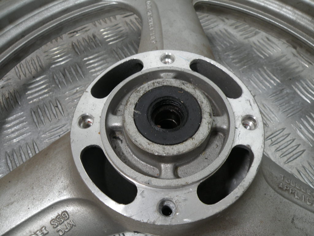 Jante avant HONDA 125 VARADERO -2005-