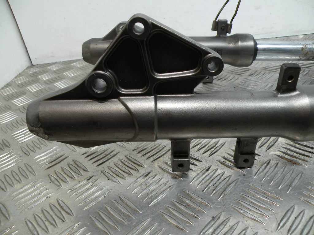 Fourche KYMCO 125 MOVIE 4t -2009-