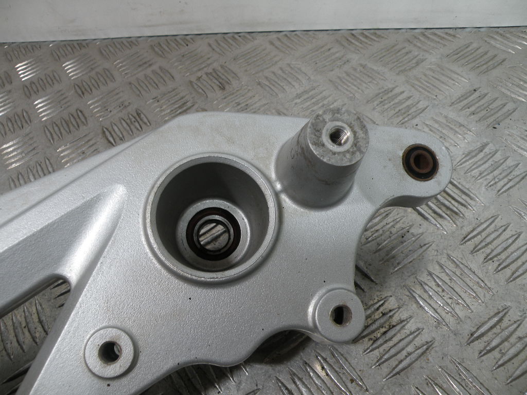 Bras oscillant KYMCO 125 MOVIE 4t -2009-