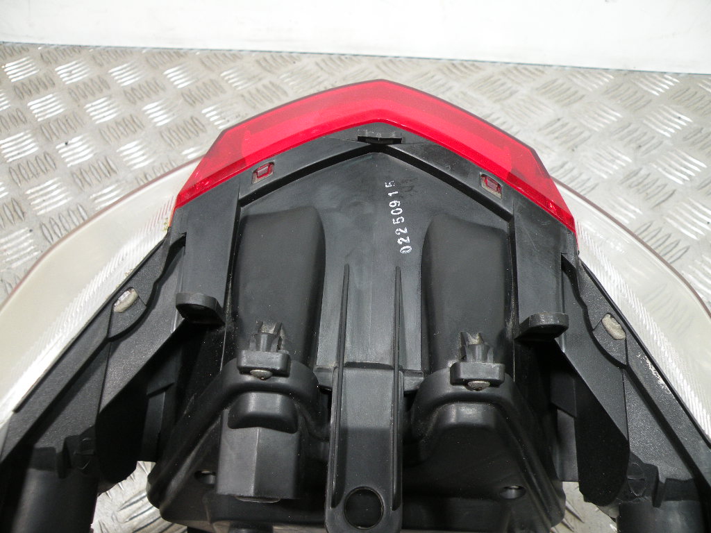 Feu arriere KYMCO 125 MOVIE 4t -2009-