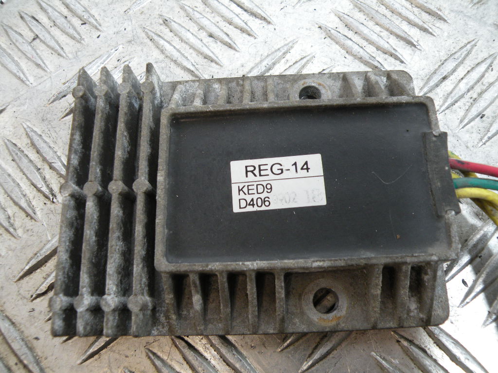 Régulateur de tension KYMCO 125 MOVIE 4t -2009-