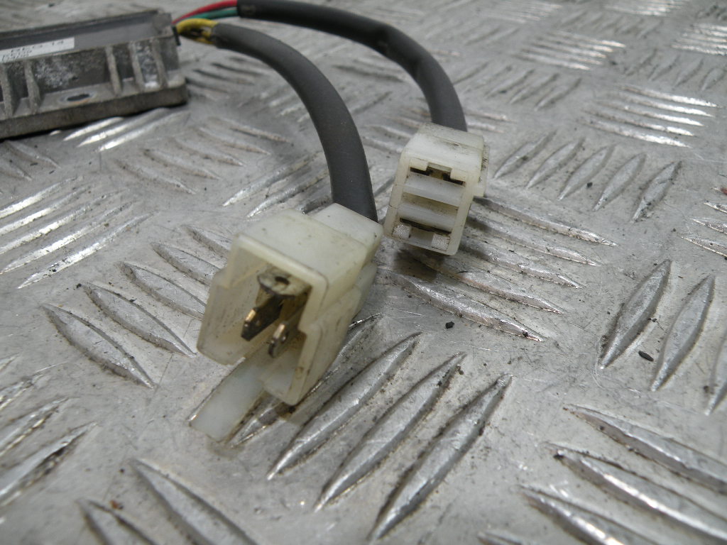 Régulateur de tension KYMCO 125 MOVIE 4t -2009-