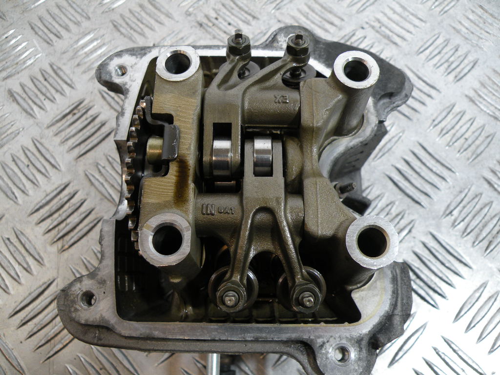 Cullase avec couvre culasse KYMCO 125 MOVIE 4t -2009-