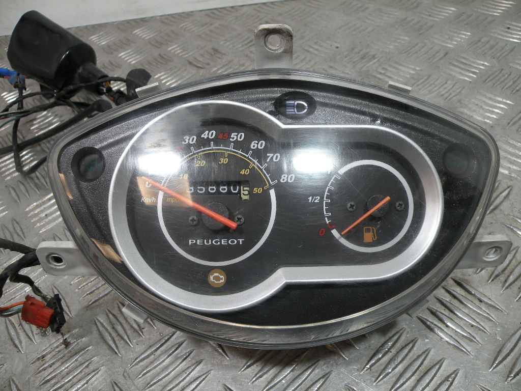 Compteur (35 880 km) PEUGEOT 50 TWEET 4t -2019-