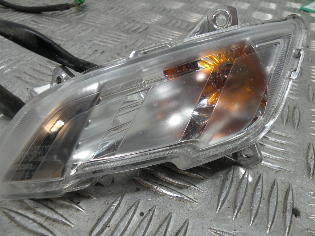 Clignotants avant PEUGEOT 50 TWEET 4t -2019-