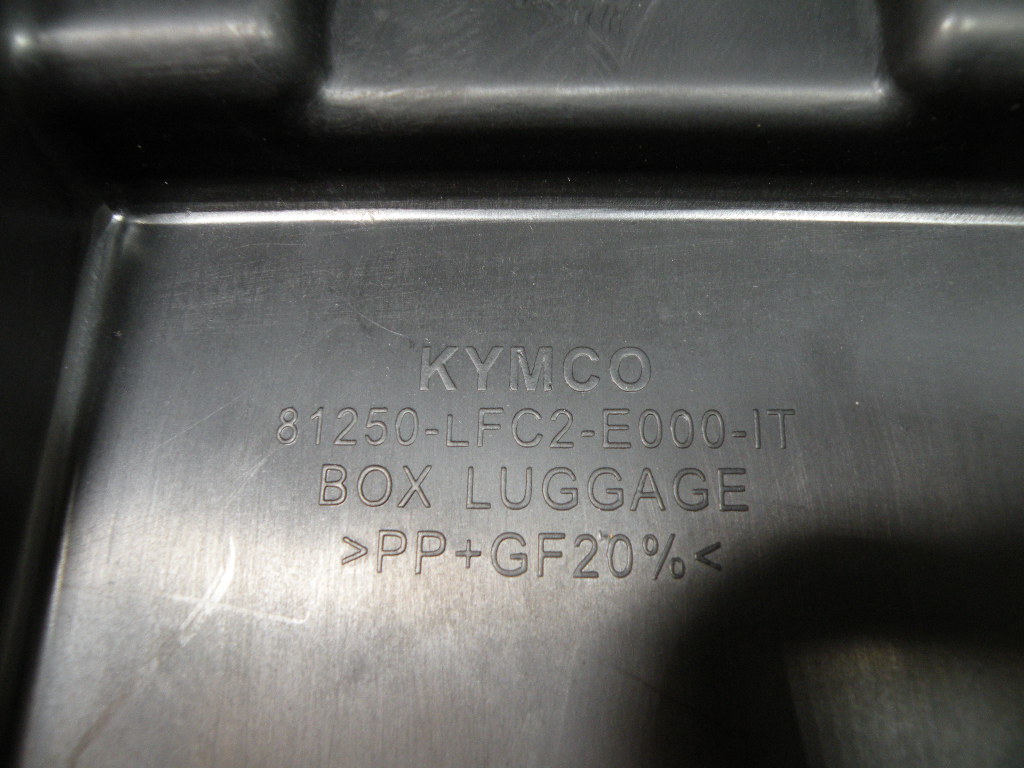 Coffre sous selle KYMCO 50 AGILITY 4t -2009-