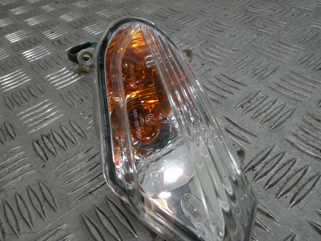 Clignotant avant KYMCO 50 AGILITY 4t -2009-