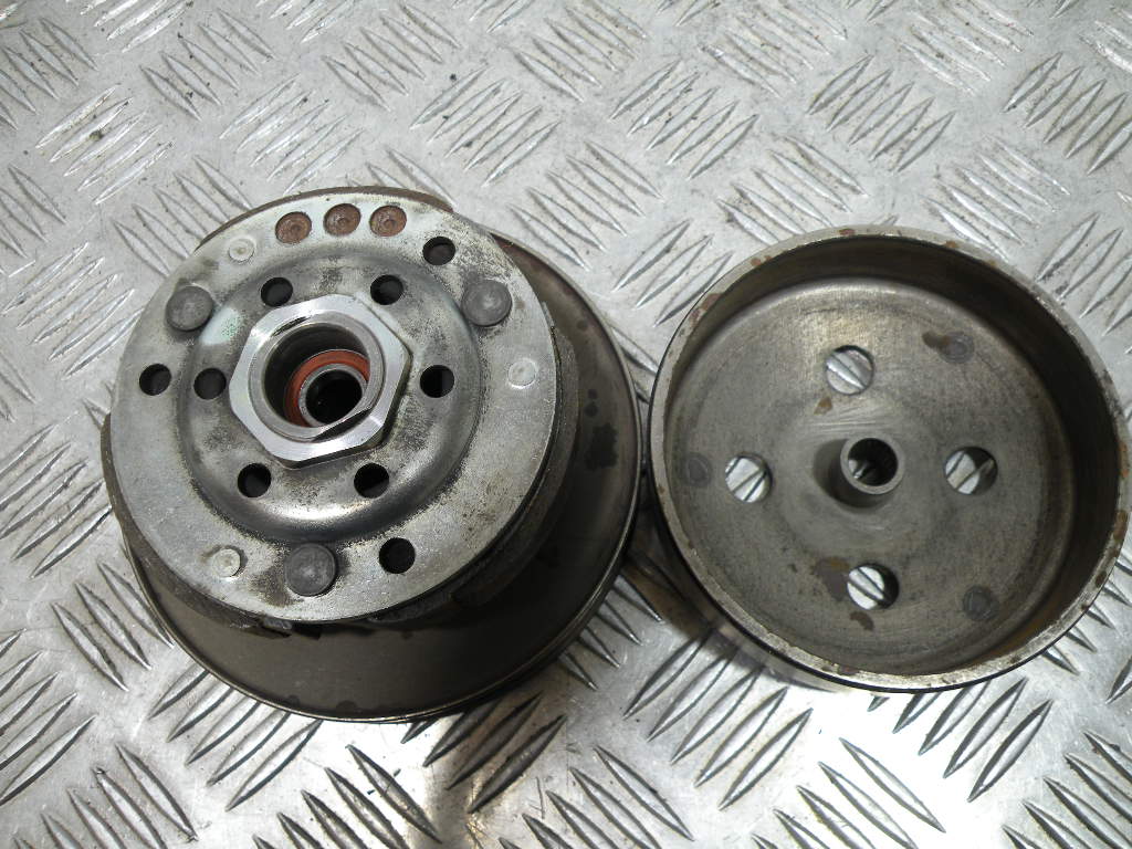 Embrayage PIAGGIO 50 LIBERTY S 4t -2019-