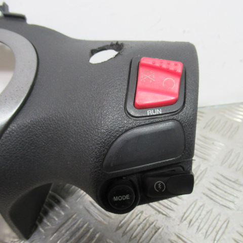 Entourage compteur PIAGGIO BEVERLY 350 ST – 2017 –