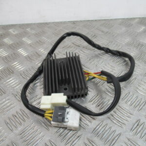 Régulateur PIAGGIO BEVERLY 350 ST – 2017 –