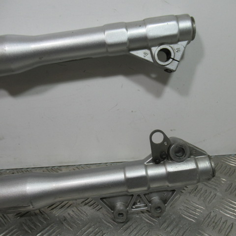 Fourche PIAGGIO BEVERLY 350 ST – 2017 –