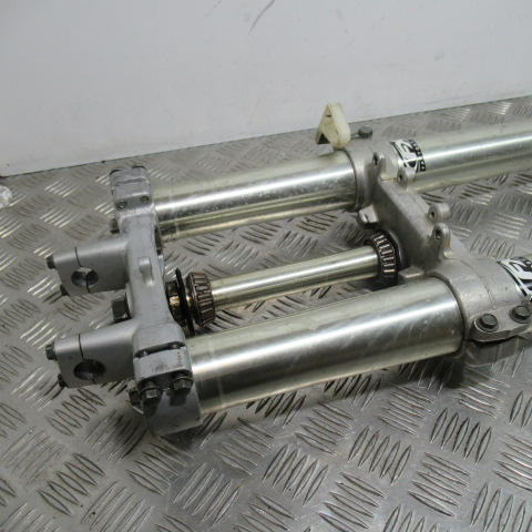 Fourche YAMAHA 250 YZF – 2002 –