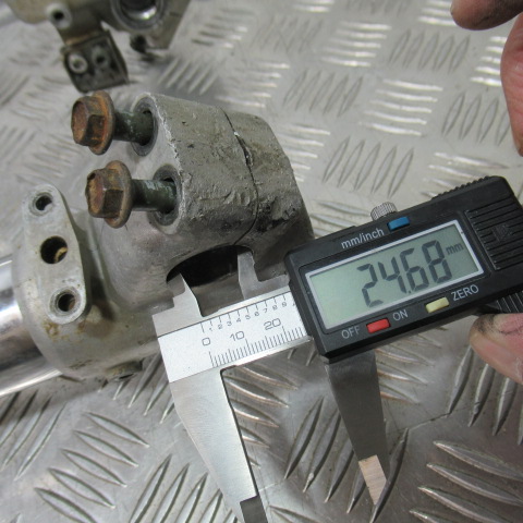 Fourche YAMAHA 250 YZF – 2002 –