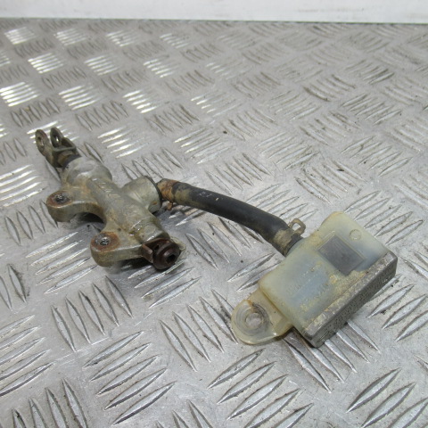 Maitre cylindre arrière YAMAHA 250 YZF – 2002 –