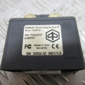 Boitier ouverture de selle PIAGGIO MP3 125 – 2006 –