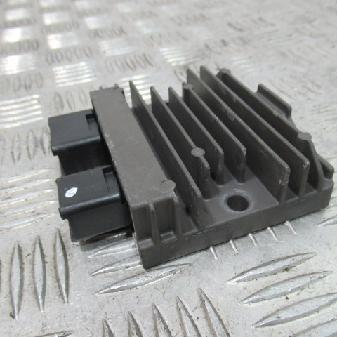 Régulateur HONDA 600 CBF N – 2008 –