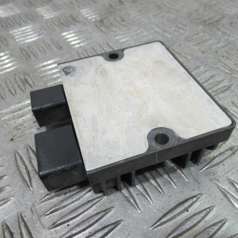 Régulateur HONDA 600 CBF N – 2008 –