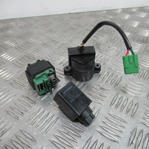 Relais,capteur HONDA 600 CBF N – 2008 –