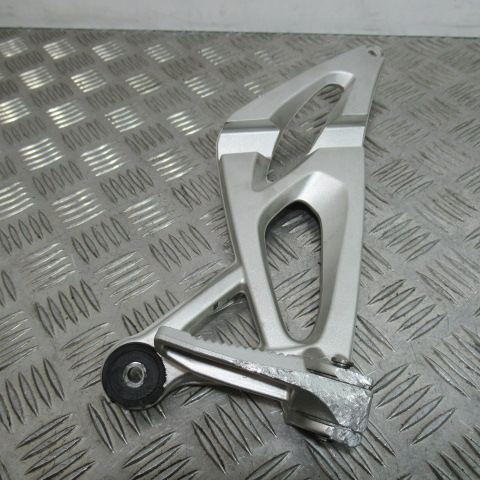 Platine repose pied arrière droit BMW K1200R – 2005 –