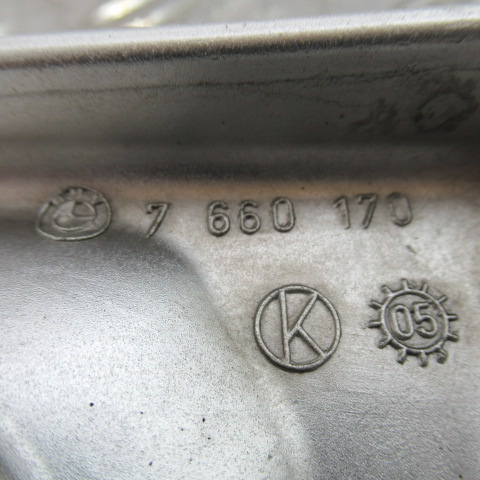 Platine repose pied arrière droit BMW K1200R – 2005 –