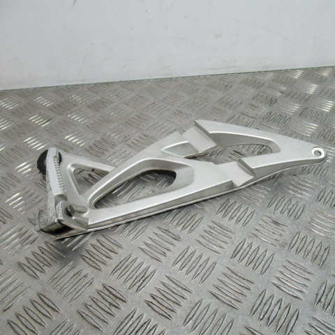 Platine repose pied arrière droit BMW K1200R – 2005 –