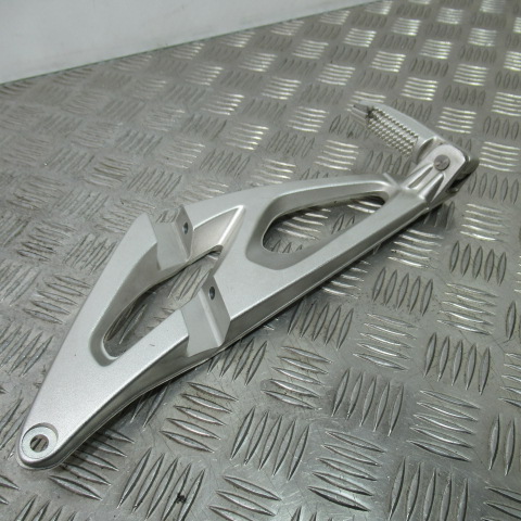 Platine repose pied arrière gauche BMW K1200R – 2005 –