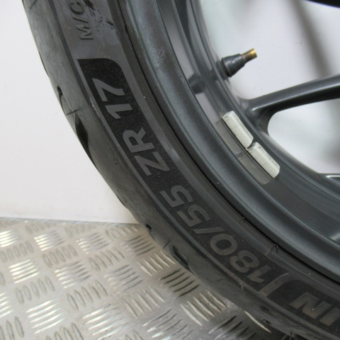 Roue arrière BMW K1200R – 2005 –