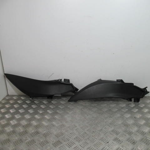 Carénages sous selle YAMAHA 125 TRICITY – 2016 –