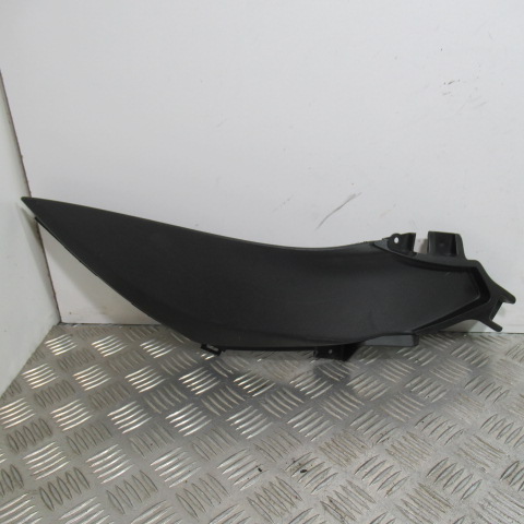 Carénages sous selle YAMAHA 125 TRICITY – 2016 –