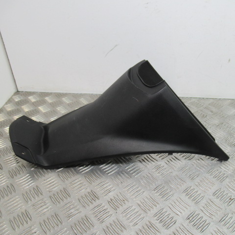 Carénage sous selle YAMAHA 125 TRICITY – 2016 –