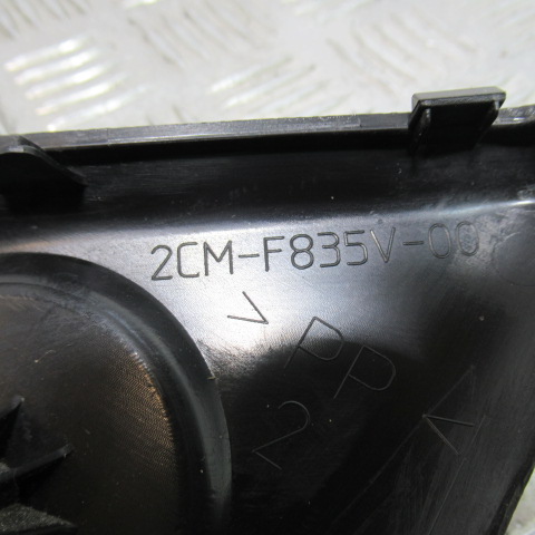 Caches flanc YAMAHA 125 TRICITY – 2016 –