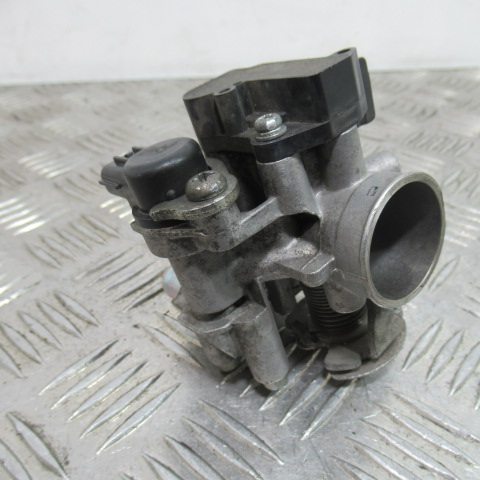 Corps papillon YAMAHA 125 TRICITY – 2016 –