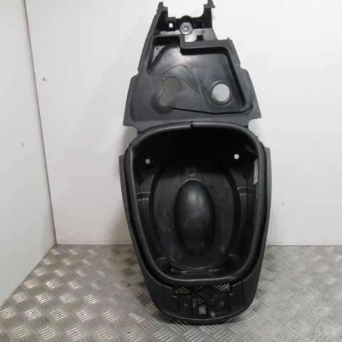 Coffre sous selle YAMAHA 125 TRICITY – 2016 –