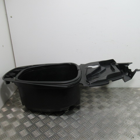 Coffre sous selle YAMAHA 125 TRICITY – 2016 –