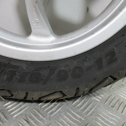 Roue arrière YAMAHA 125 TRICITY – 2016 –