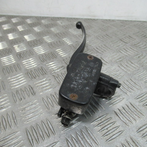 Maitre cylindre droit DAELIM 125 ROADSPORT – 2007 –