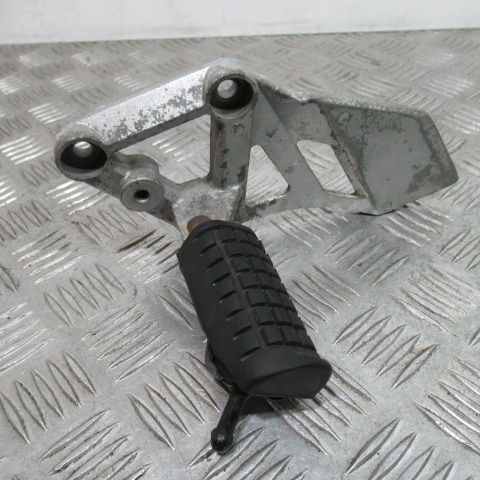 Platine gauche conducteur DAELIM 125 ROADSPORT – 2007 –