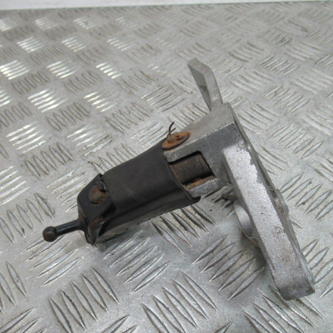 Platine gauche conducteur DAELIM 125 ROADSPORT – 2007 –