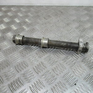 Axe roue arrière HONDA CRF450R – 2003 –