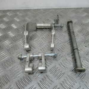 Supports moteur +axe bras oscillant HONDA CRF450R – 2003 –