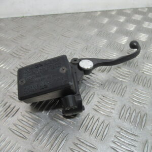 Maitre cylindre frein avant KAWASAKI 500 GPZ – 1999 –