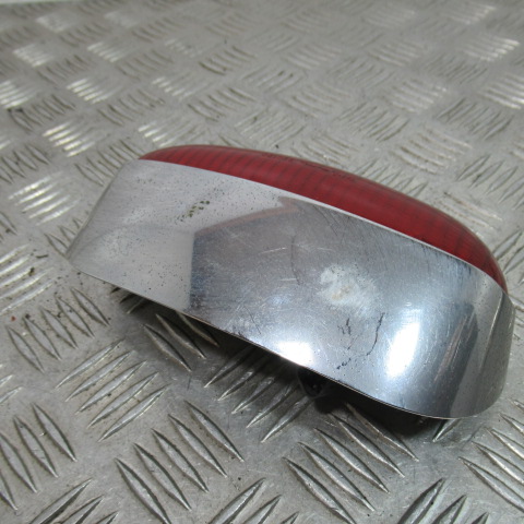 Feu arrière VESPA ET2 – 2005 –