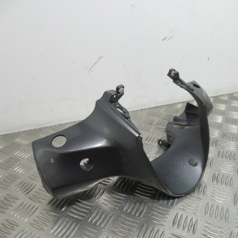 Entourage de phare PIAGGIO 125 MEDLEY – 2016 –