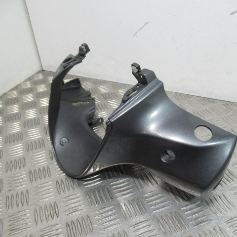 Entourage de phare PIAGGIO 125 MEDLEY – 2016 –