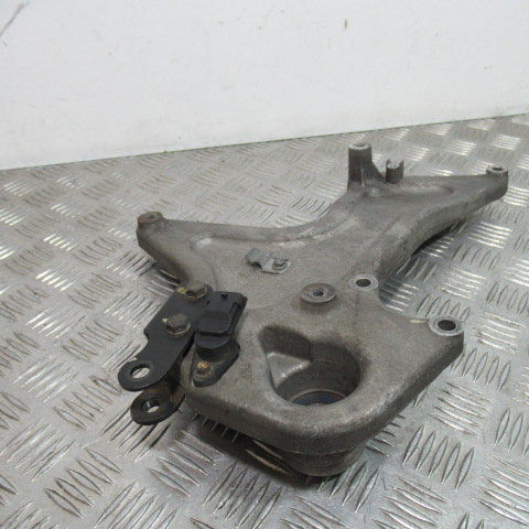 Bras oscillant PIAGGIO 125 BEVERLY – 2013 –