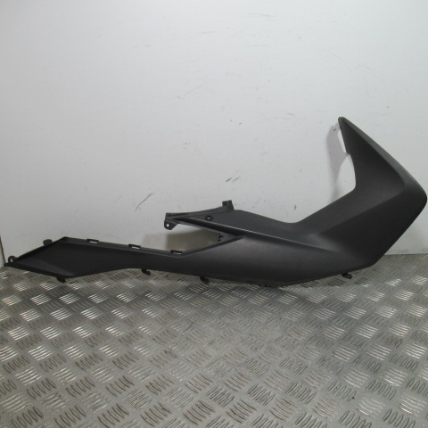 Carénage centre Gauche HONDA 125 FORZA – 2019 –