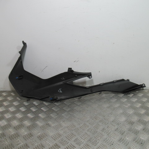 Carénage centre Gauche HONDA 125 FORZA – 2019 –