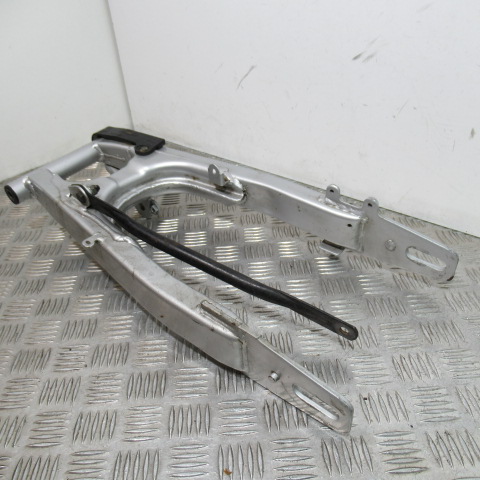 Bras oscillant HONDA NX125 – 1995 –